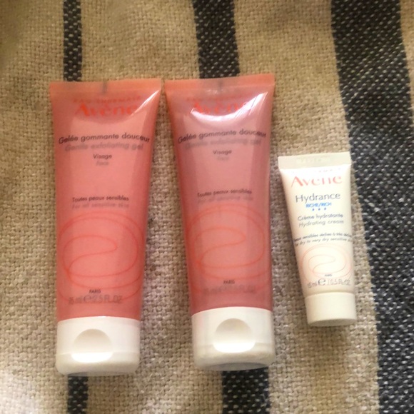 Avene 2-Gentle Exfoliating Gel 2x75ml 1-Mini Hydrance Rich Hydrating Cream 15ml - Picture 1 of 1